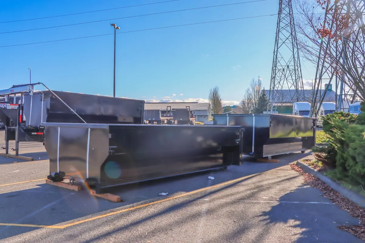 Professional dumpster rental and junk removal service in Metamora